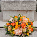 Composition de deuil dans les tons orangés. Rendez un hommage joyeux et personnalisé à vos être chers.
MaisonFiori fleuriste ouvert à Nice. Créations florales élégantes et livraison de fleurs de saison à Nice en avril. Commande en ligne ou en boutique.
Livraison de fleurs de deuil sur Nice. Nous livrons régulièrement nos compositions au sein de l'Athanée de Nice, la Chambre Funéraire de Gairaut et l'Athanée de Monaco. 